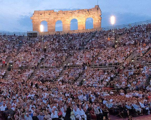 © Arena di Verona