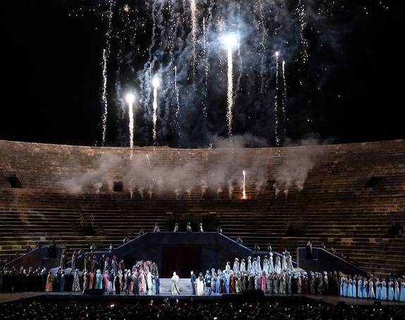 © Arena di Verona